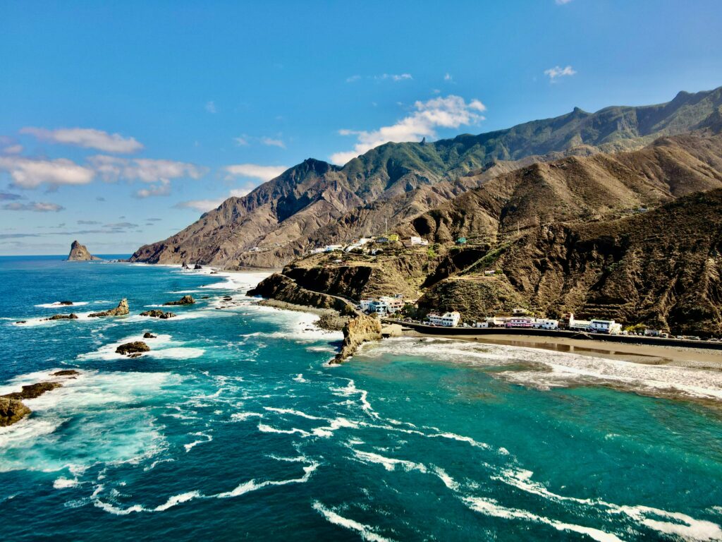 tenerife private tours, local tours guide Adeje, Los Gigantes, Callao Salvaje
